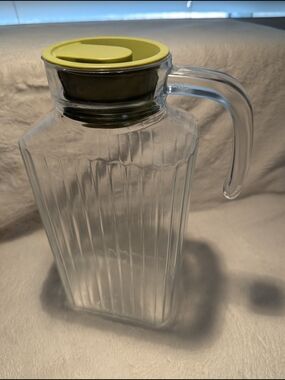 ARC FRANCE Glass Refrigerator Handled Ribed Design Pitcher With Green Lid